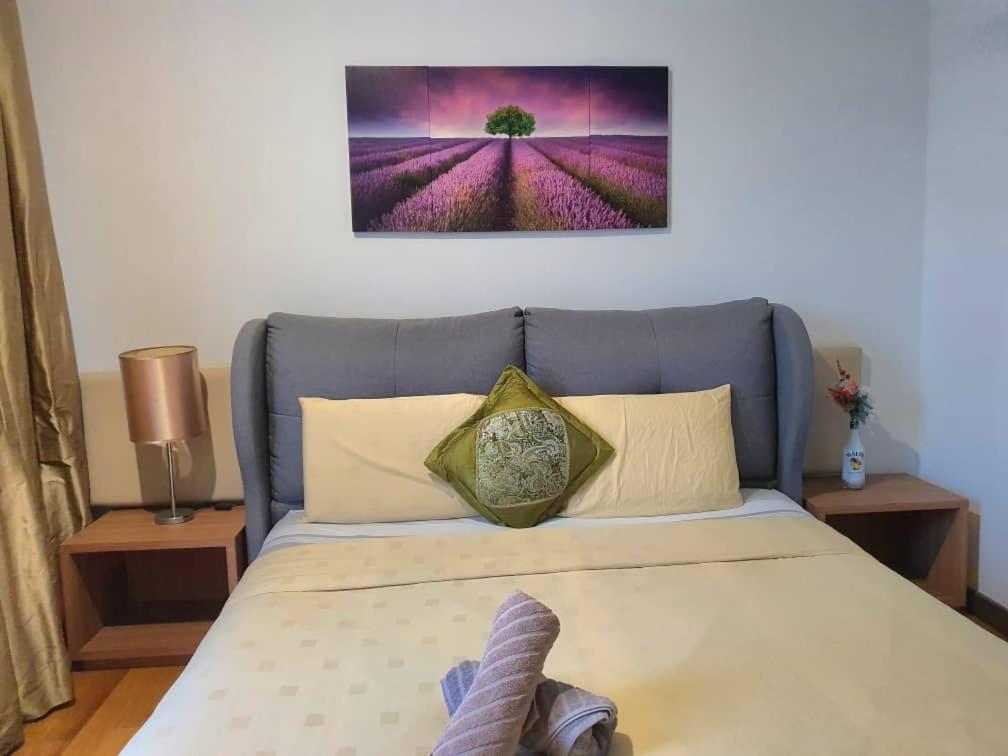 Regalia Suites Klcc View Rooftop Infinity Pool By Angkasa Homes กัวลาลัมเปอร์ ภายนอก รูปภาพ